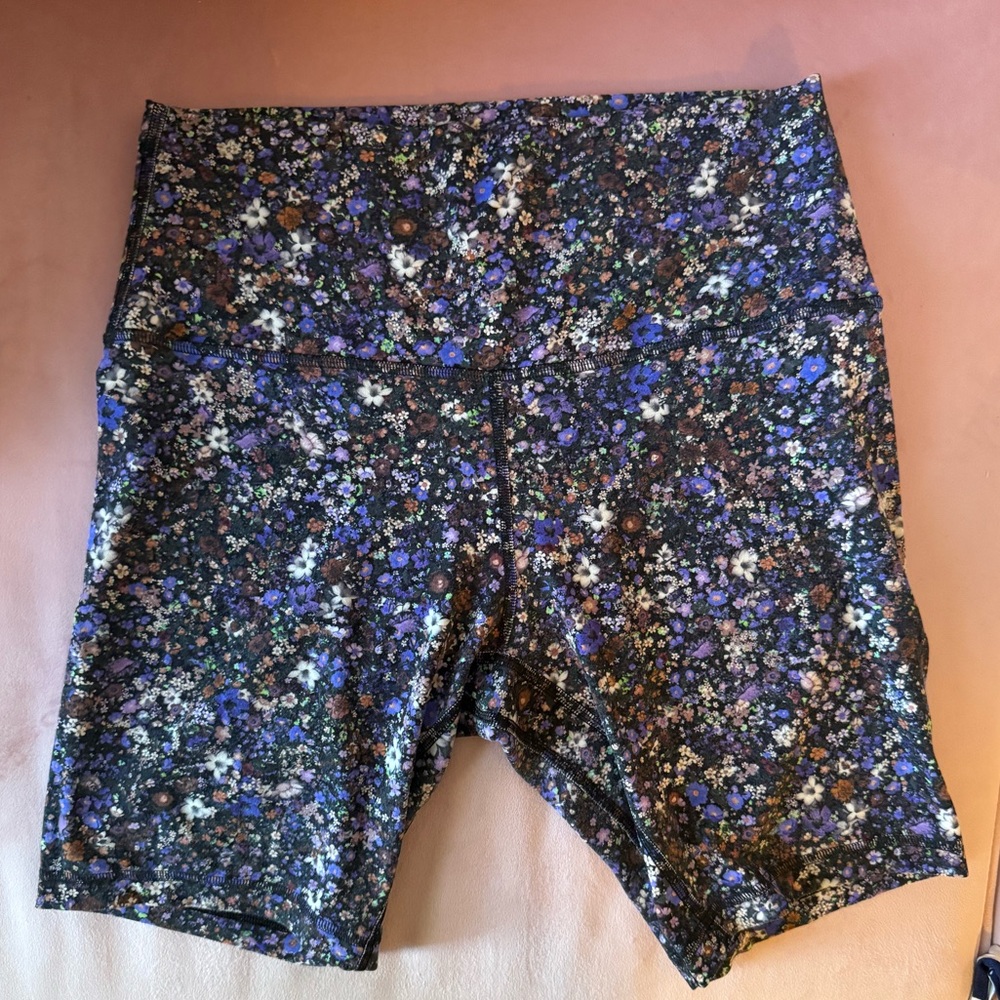 lululemon athletica Floral Athletic Shorts - Multicolor